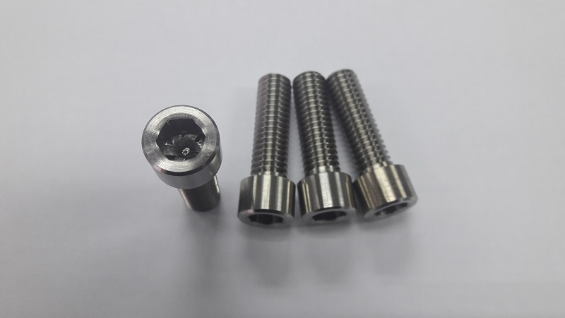 MACHINED FASTENER